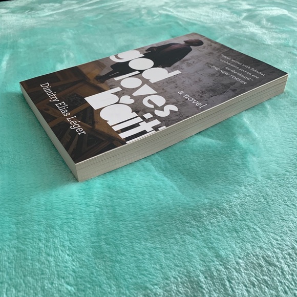 Book 📖 - Picture 3 of 3